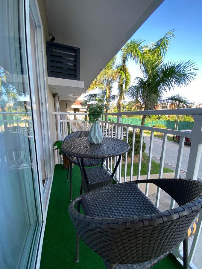Appartamento Amani 133,3 Minutes To Airport,With Gym & Pool,Fast Wi-Fi, Free Netflix Lapu-Lapu City Esterno foto