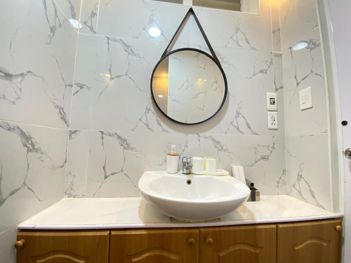 Appartamento Amani 133,3 Minutes To Airport,With Gym & Pool,Fast Wi-Fi, Free Netflix Lapu-Lapu City Esterno foto