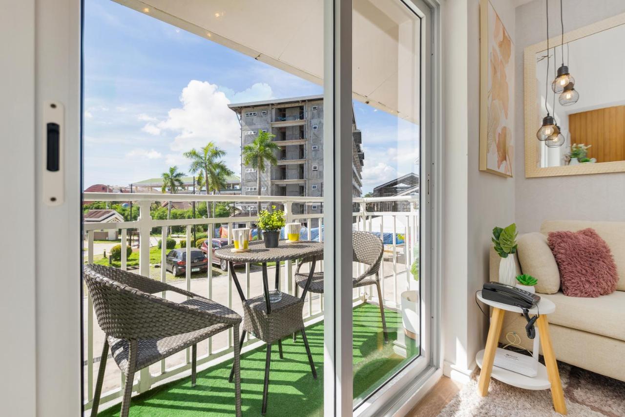 Appartamento Amani 133,3 Minutes To Airport,With Gym & Pool,Fast Wi-Fi, Free Netflix Lapu-Lapu City Esterno foto