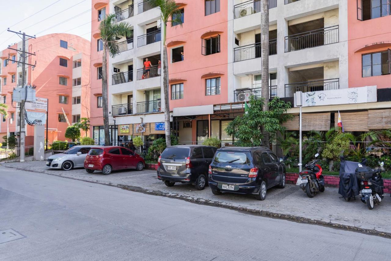 Appartamento Amani 133,3 Minutes To Airport,With Gym & Pool,Fast Wi-Fi, Free Netflix Lapu-Lapu City Esterno foto