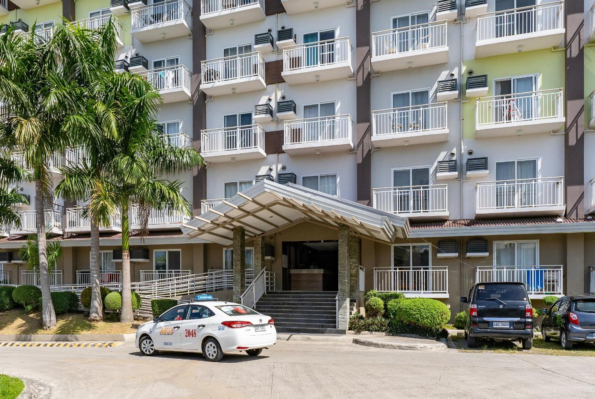 Appartamento Amani 133, 4 Minutes To Airport, Fast Wi-Fi, Free Netflix Lapu-Lapu City Esterno foto